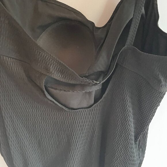 Beach Couture plus size 3X like new swimsuit black one shoulder - Picture 4 of 8